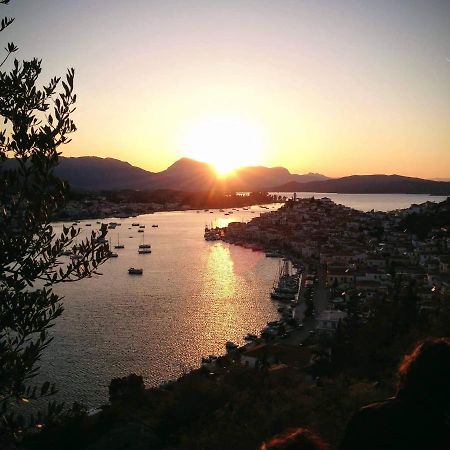 Sunray Studio In Poros Apartment Poros Town Luaran gambar